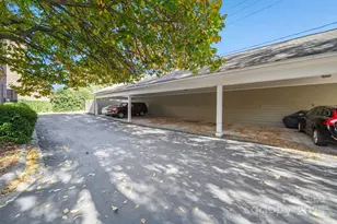 2315 Selwyn Ave, Charlotte, NC 28207 - Photo 31