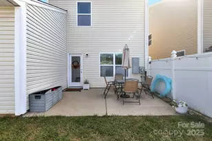 431 Battery Cir, Lake Wylie, SC 29710 - Photo 31