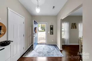 431 Battery Cir, Lake Wylie, SC 29710 - Photo 3