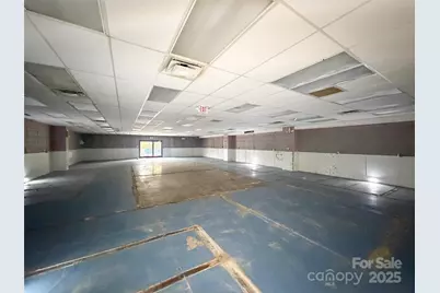 900 W Chapel Road, Asheville, NC 28803 - Photo 23