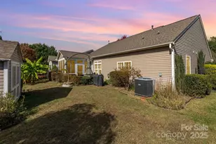 10438 Tintinhull Dr, Fort Mill, SC 29707 - Photo 35