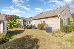 10438 Tintinhull Dr, Fort Mill, SC 29707 - Photo 27