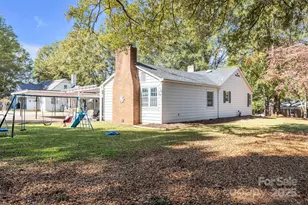 227 W 27th St, Newton, NC 28658 - Photo 3