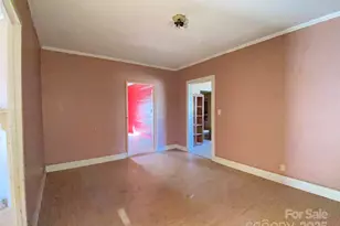 318 S 6th St, Lockhart, SC 29364 - Photo 9