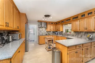 108 Hill St, Black Mountain, NC 28711 - Photo 11