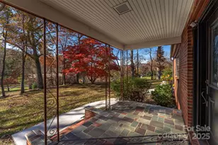 108 Hill St, Black Mountain, NC 28711 - Photo 5