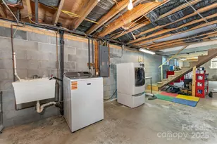 108 Hill St, Black Mountain, NC 28711 - Photo 27