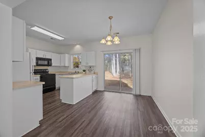 9201 Rotherham Lane, Charlotte, NC 28216 - Photo 9