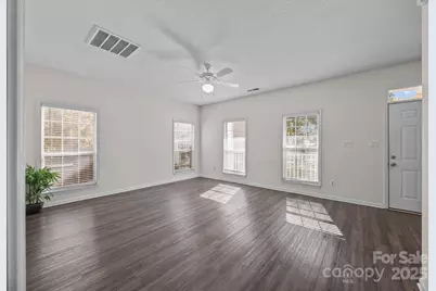 9201 Rotherham Lane, Charlotte, NC 28216 - Photo 5