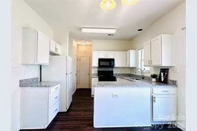 9201 Rotherham Lane, Charlotte, NC 28216 - Photo 47