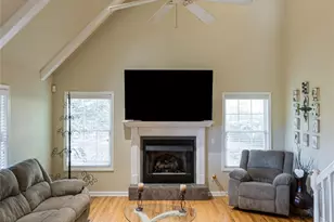 154 Presidential Dr, Waynesville, NC 28786 - Photo 9