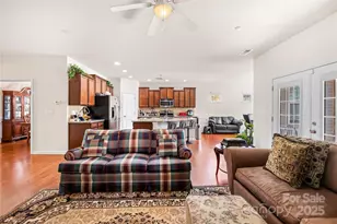 137 Chertsey Dr, Mooresville, NC 28115 - Photo 9