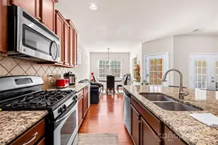 137 Chertsey Dr, Mooresville, NC 28115 - Photo 17