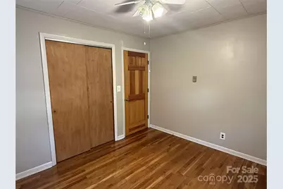 14 Lake View Drive N, Marion, NC 28752 - Photo 7