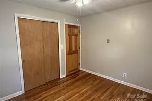 14 Lake View Dr N, Marion, NC 28752 - Photo 7