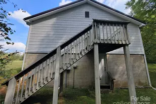 1004 Pine Mountain Rd, Hudson, NC 28638 - Photo 5