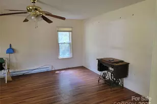 1004 Pine Mountain Rd, Hudson, NC 28638 - Photo 17