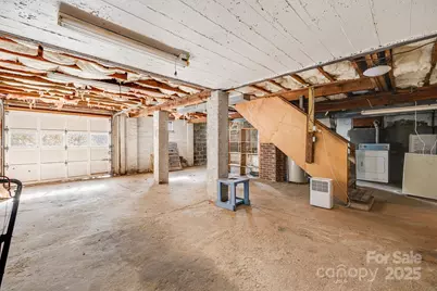 209 Governors View Road, Asheville, NC 28805 - Photo 17