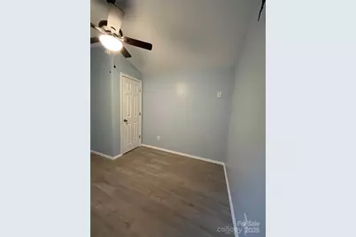 10517 Starwood Drive, Charlotte, NC 28215 - Photo 41