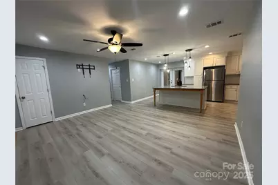 10517 Starwood Drive, Charlotte, NC 28215 - Photo 15