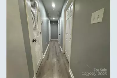 10517 Starwood Drive, Charlotte, NC 28215 - Photo 17