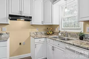 3618 Waterloo Dr, Harrisburg, NC 28075 - Photo 19