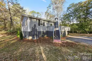 3618 Waterloo Dr, Harrisburg, NC 28075 - Photo 3