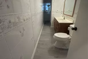 5601 Howard Gap Rd, Flat Rock, NC 28731 - Photo 17