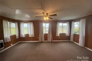 5601 Howard Gap Rd, Flat Rock, NC 28731 - Photo 9