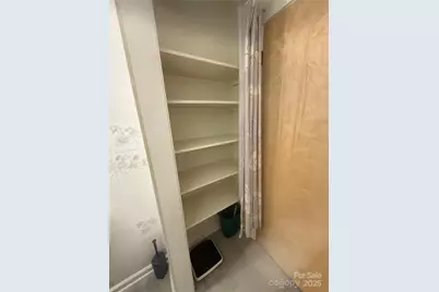 5601 Howard Gap Road, Flat Rock, NC 28731 - Photo 19