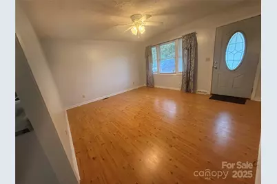 5601 Howard Gap Road, Flat Rock, NC 28731 - Photo 7