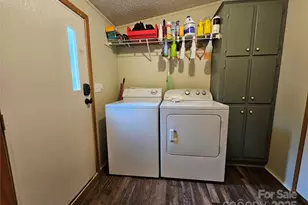 5062 Taylor Farm Rd, Lenoir, NC 28645 - Photo 15