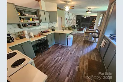 5062 Taylor Farm Road, Lenoir, NC 28645 - Photo 9