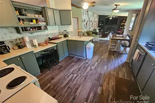 5062 Taylor Farm Rd, Lenoir, NC 28645 - Photo 9