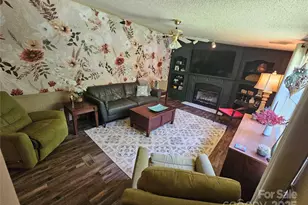 5062 Taylor Farm Rd, Lenoir, NC 28645 - Photo 11