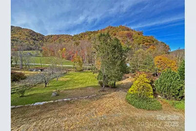 147 & 131 Gentry Farm Drive, Hot Springs, NC 28743 - Photo 5