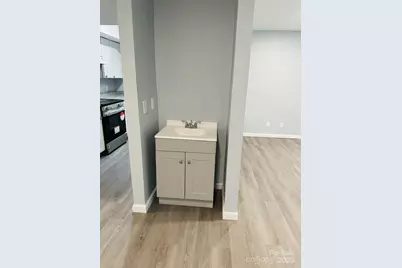 8029 Cedar Glen Drive, Charlotte, NC 28212 - Photo 5