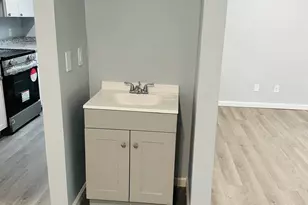 8029 Cedar Glen Dr, Charlotte, NC 28212 - Photo 5