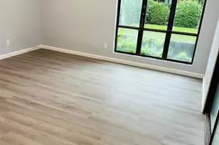 8029 Cedar Glen Dr, Charlotte, NC 28212 - Photo 3