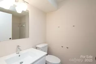 9500 Shannon Green Dr, Charlotte, NC 28213 - Photo 13