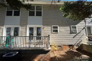 206 W 15th St, Newton, NC 28658 - Photo 13