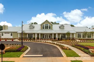 8945 Silver Springs Ct, Charlotte, NC 28215 - Photo 15