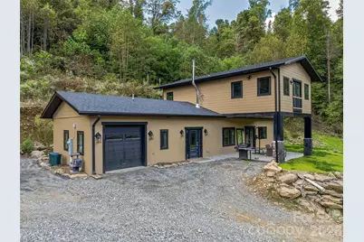 945 Roaring Fork Road, Hot Springs, NC 28743 - Photo 3