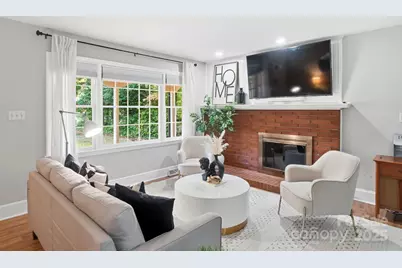 3027 Telford Place, Charlotte, NC 28205 - Photo 3