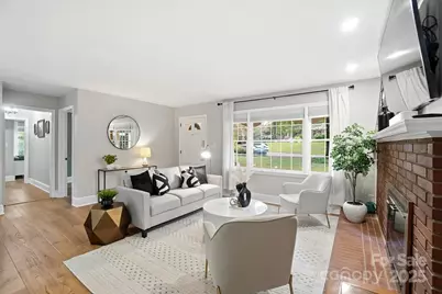 3027 Telford Place, Charlotte, NC 28205 - Photo 7