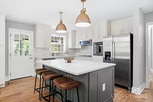 3027 Telford Pl, Charlotte, NC 28205 - Photo 9