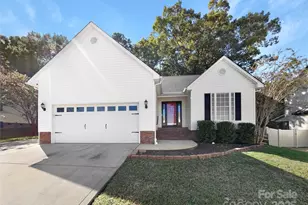 912 Carole Summey Dr, Dallas, NC 28034 - Photo 1