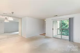 1021 Churchill Downs Ct, Charlotte, NC 28211 - Photo 5