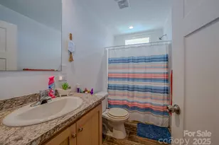 70 Cascades Dr S, Nebo, NC 28761 - Photo 25