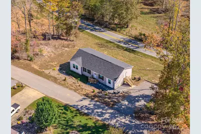 70 Cascades Drive S, Nebo, NC 28761 - Photo 31